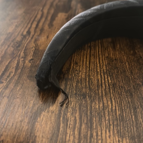 Fendi monogram headband EMBROIDERED HEADBAND - Picture 5 of 6